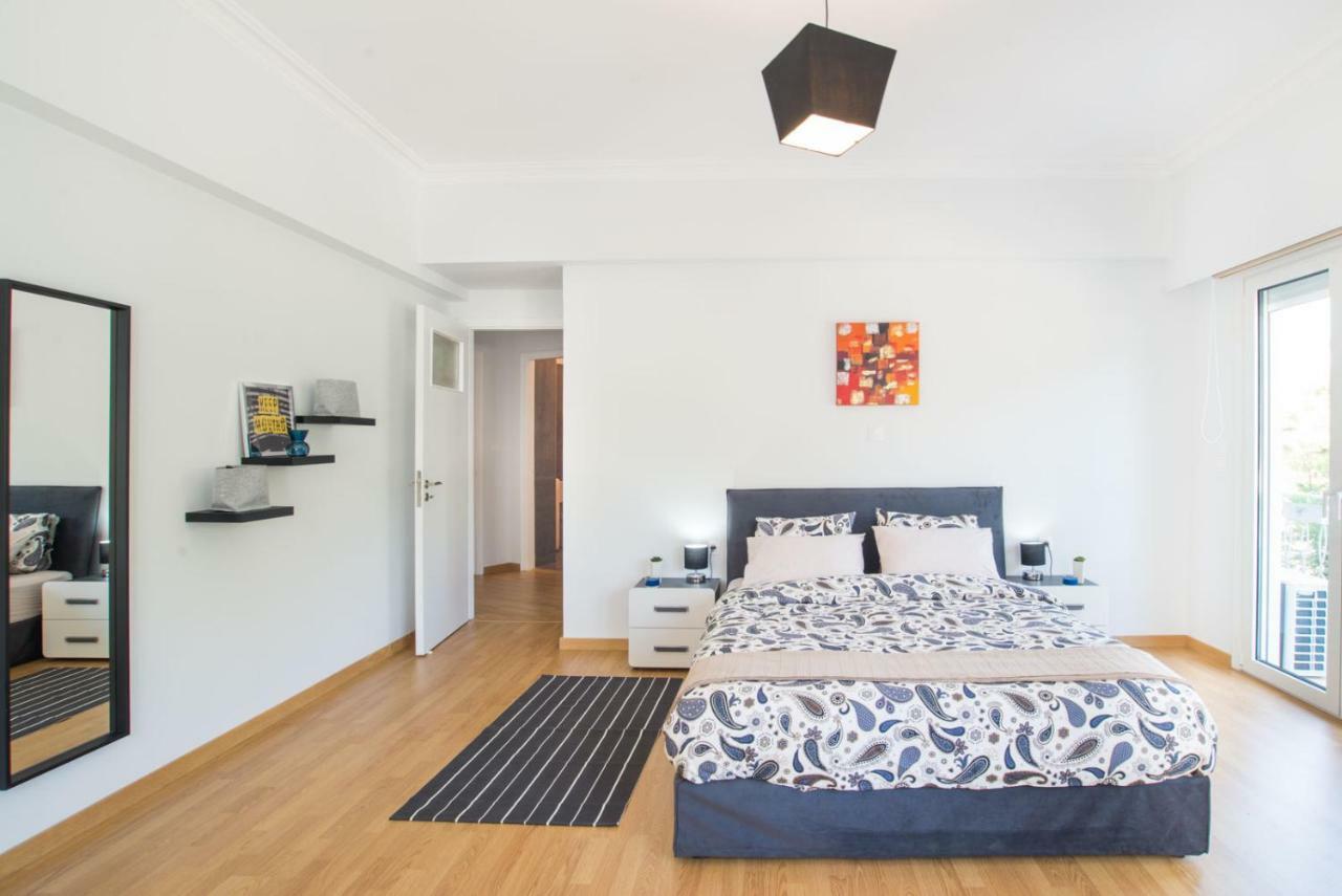 Ideally Located Flat ★ Close To Everything Apartment Atena Exterior foto